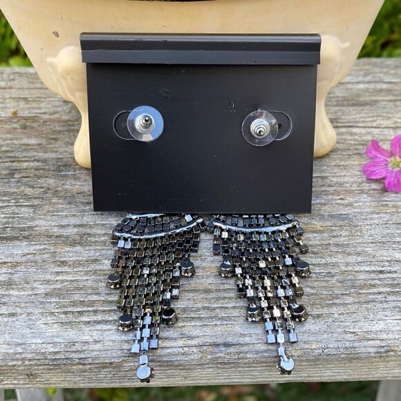 Noir Black Rhinestone Triangle Dangle Post Earrings. NWOT! - Picture 3 of 3